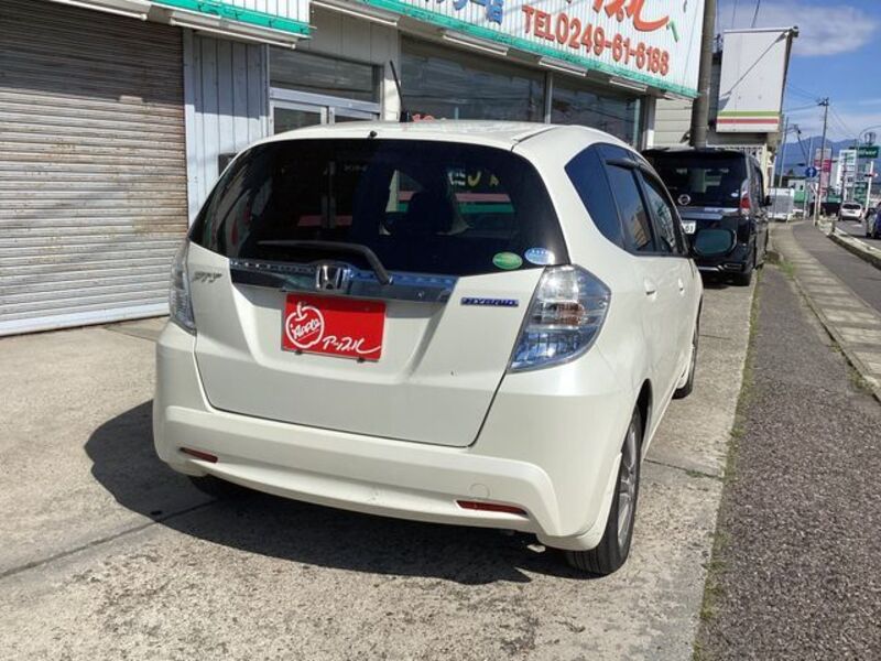 FIT HYBRID