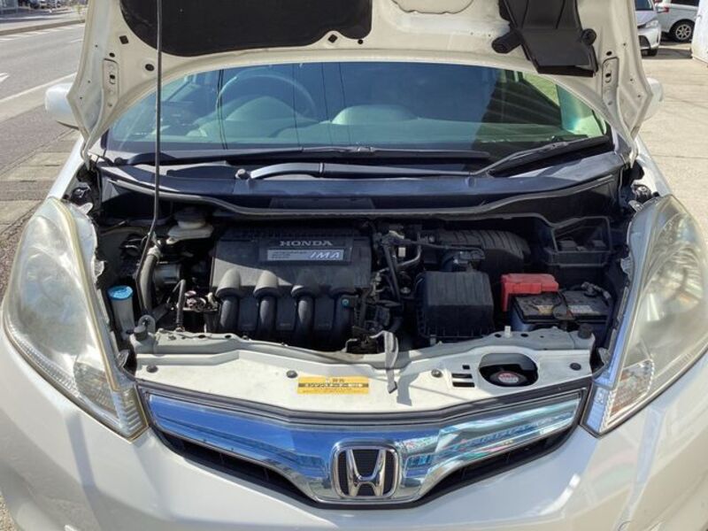 FIT HYBRID