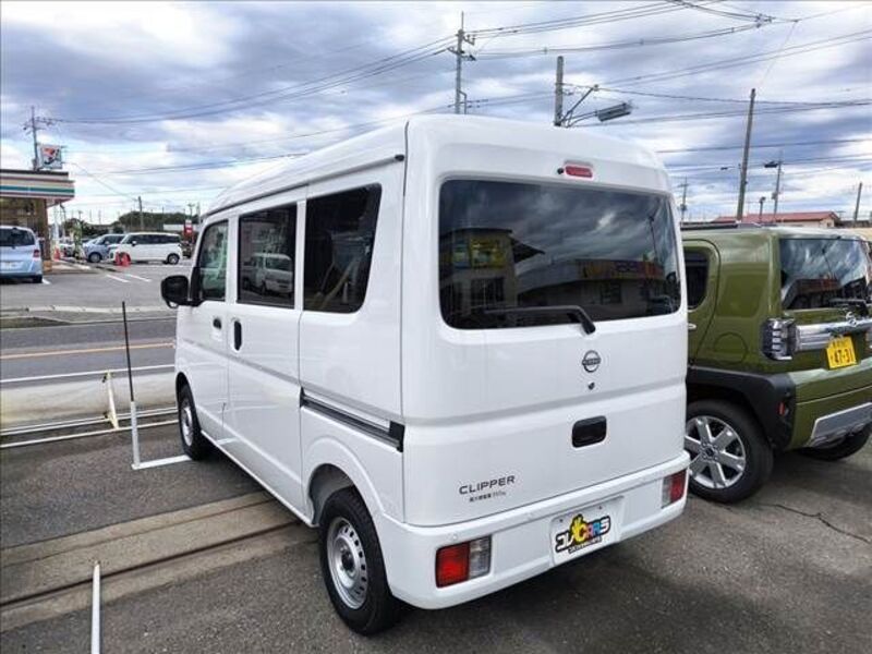 CLIPPER VAN