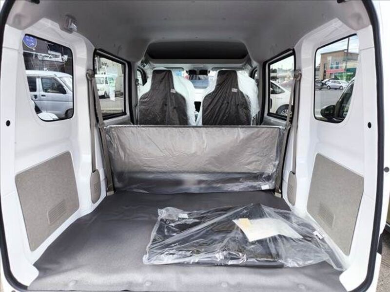 CLIPPER VAN