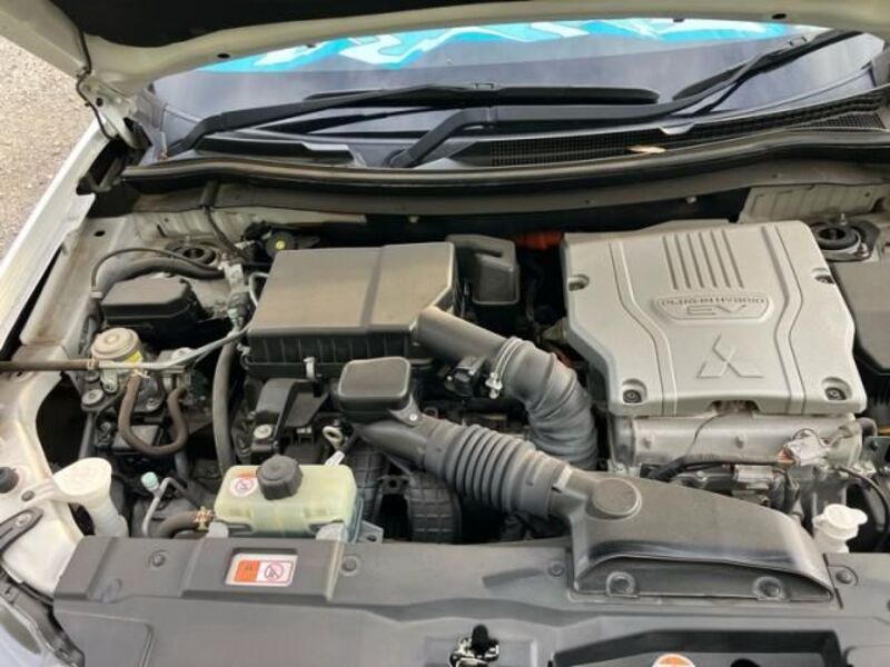 OUTLANDER PHEV