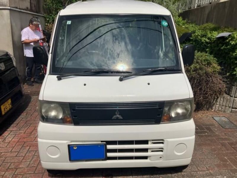 MITSUBISHI MINICAB VAN