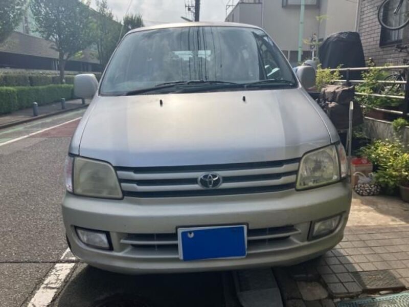 TOYOTA TOWNACE NOAH