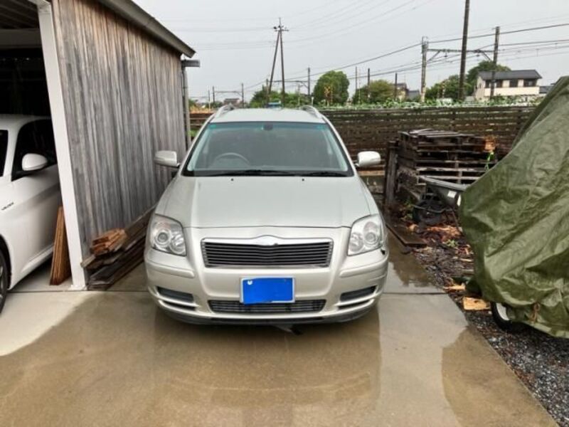 TOYOTA AVENSIS WAGON