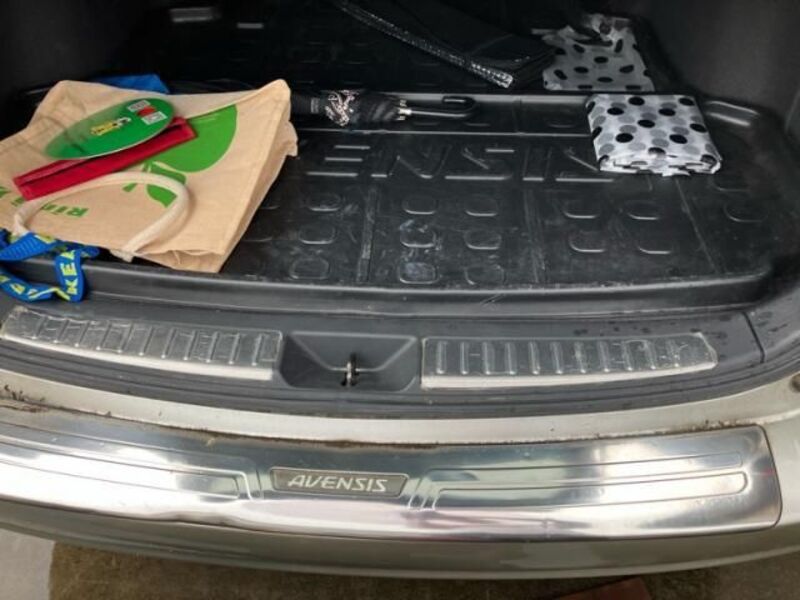 AVENSIS WAGON