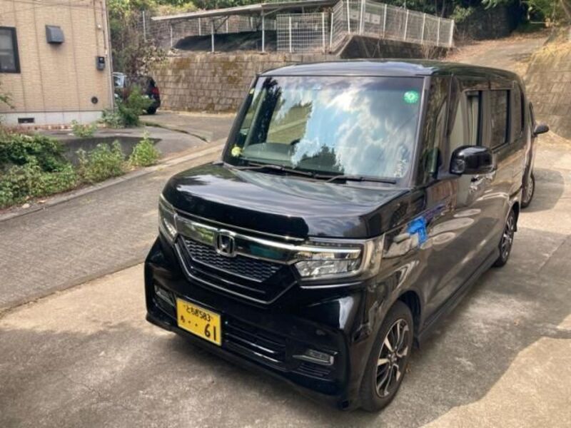 N BOX CUSTOM