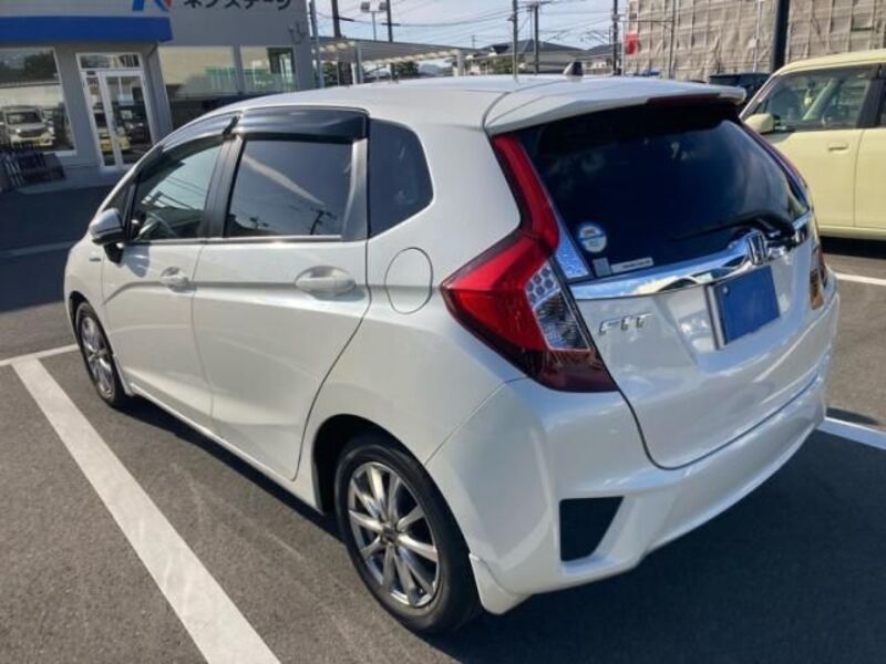 FIT HYBRID