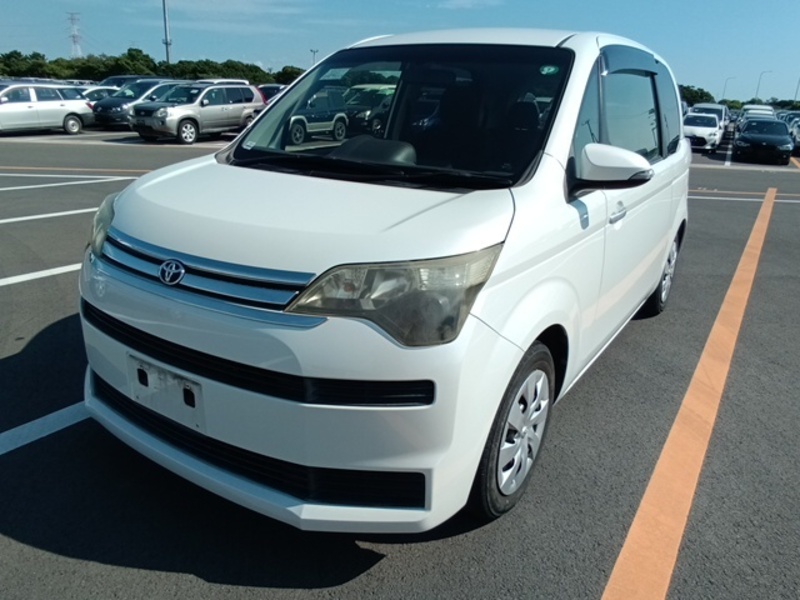 TOYOTA SPADE