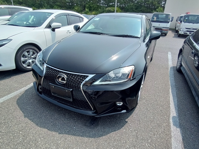 LEXUS IS