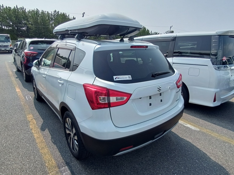 SX4 S-CROSS