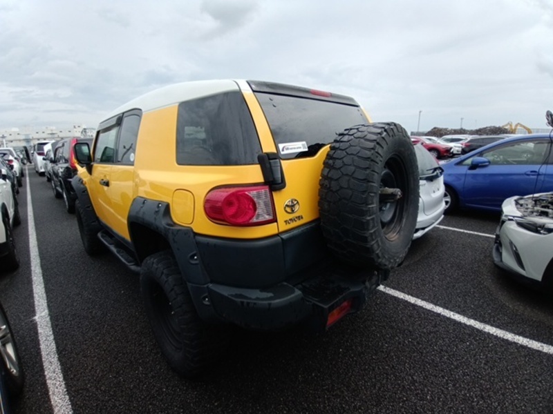 FJ CRUISER