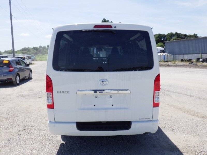 HIACE VAN