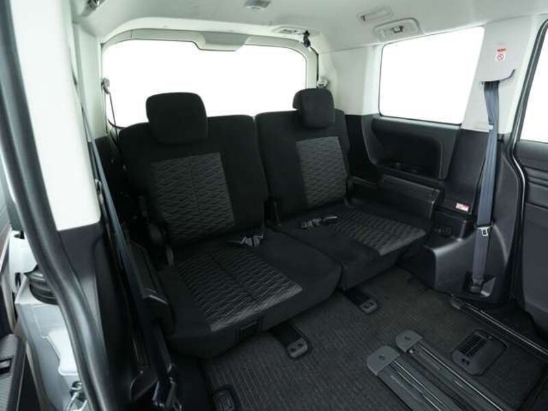 DELICA D5