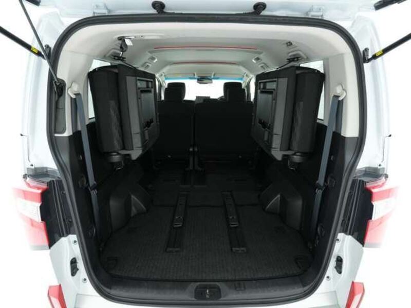 DELICA D5