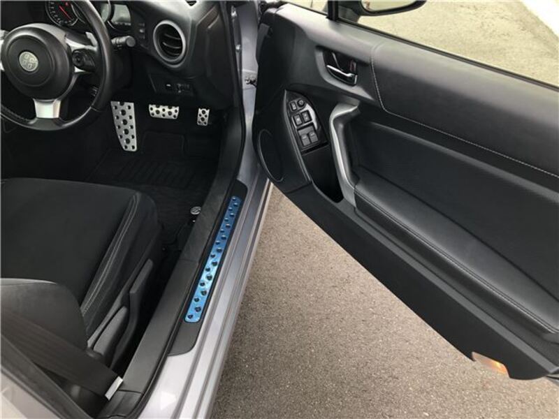 86