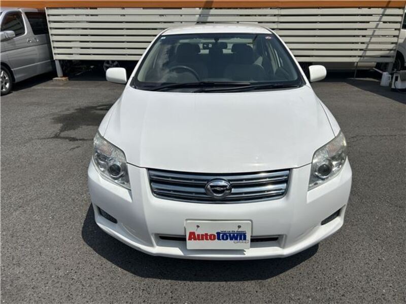 COROLLA AXIO