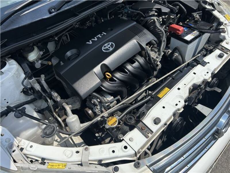 COROLLA AXIO