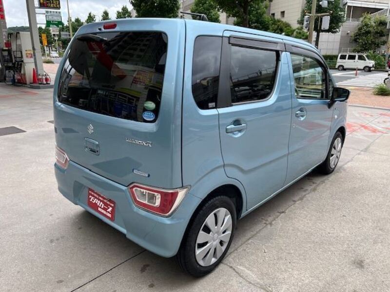 WAGON R
