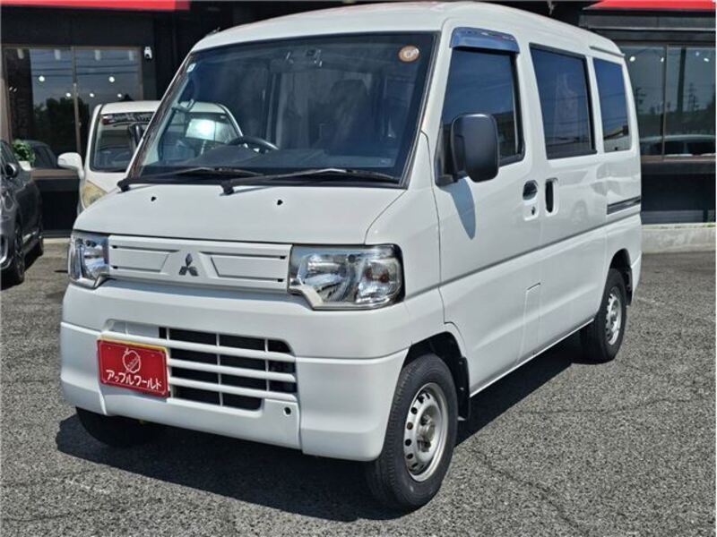 MINICAB VAN