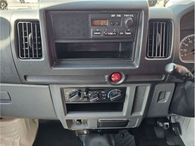 MINICAB VAN