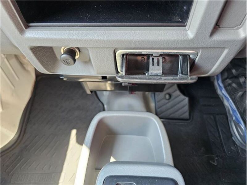 MINICAB VAN