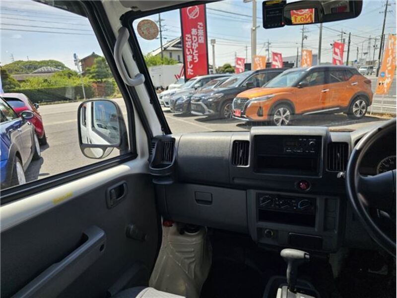 MINICAB VAN