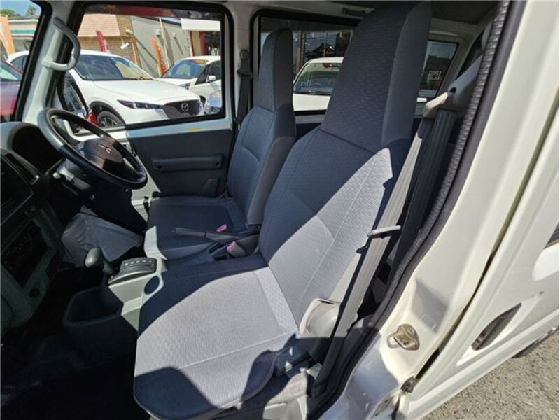 MINICAB VAN