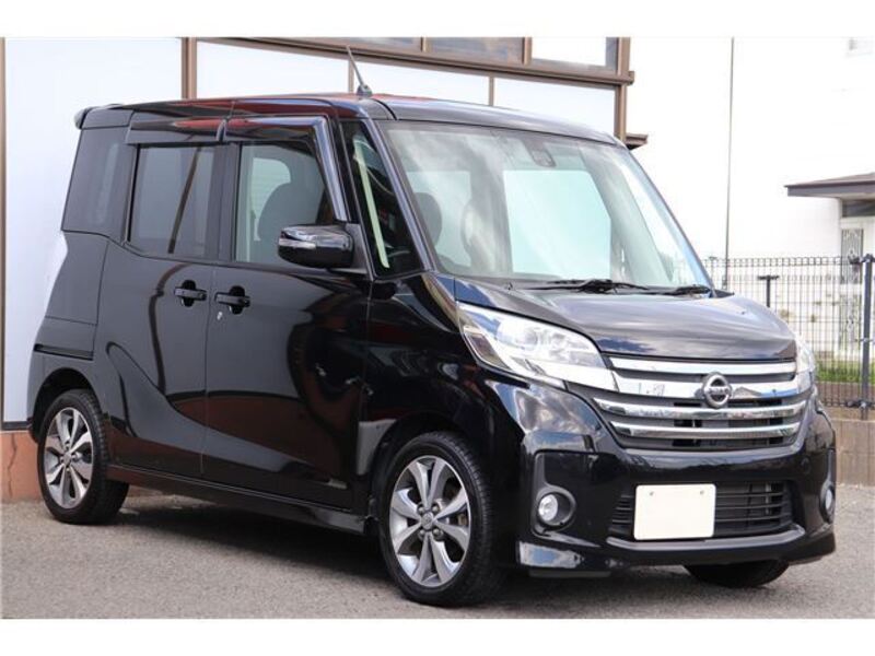 NISSAN DAYZ ROOX