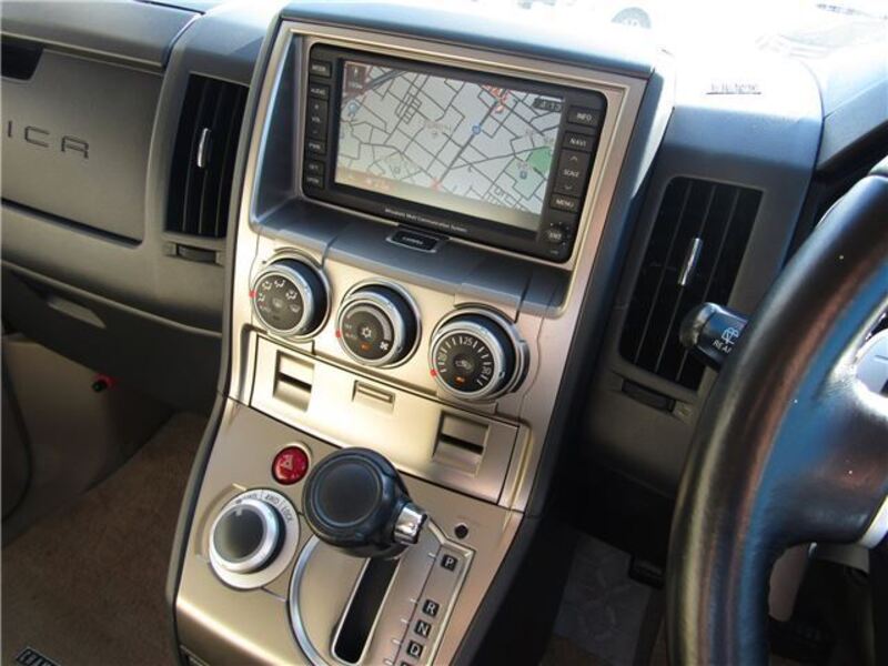 DELICA D5