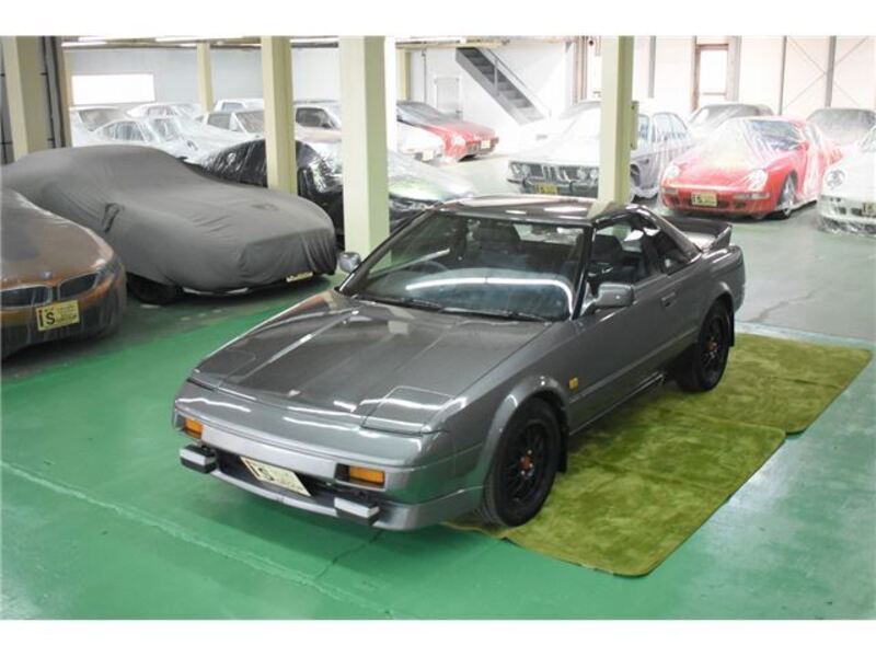 TOYOTA MR2