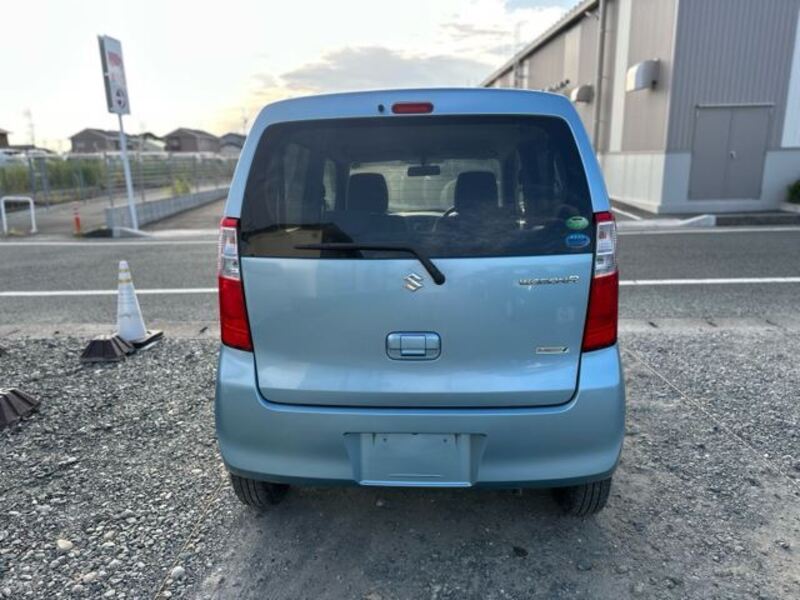 WAGON R