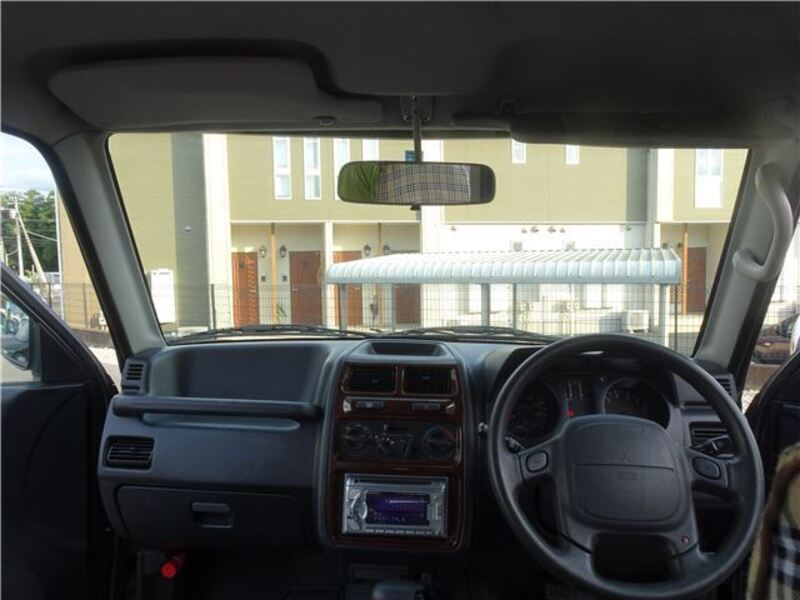 PAJERO JR