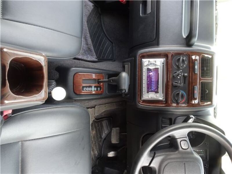 PAJERO JR