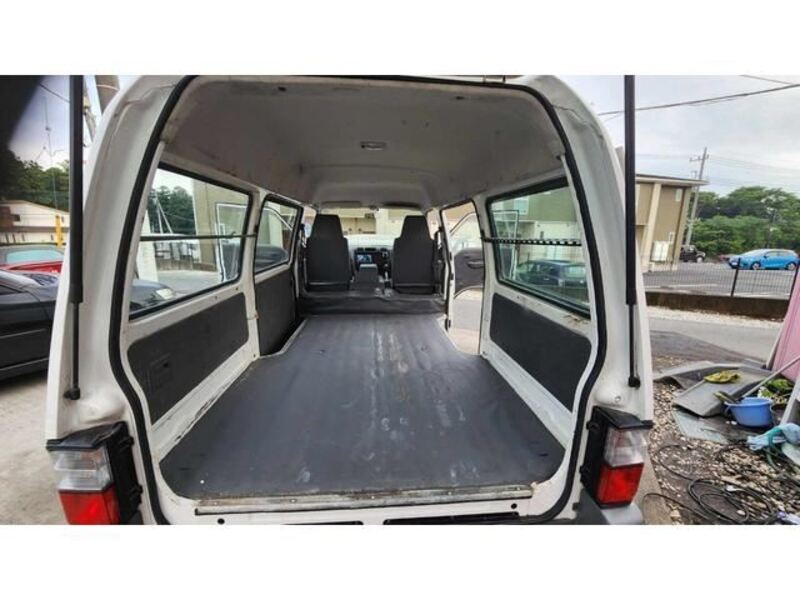 BONGO VAN