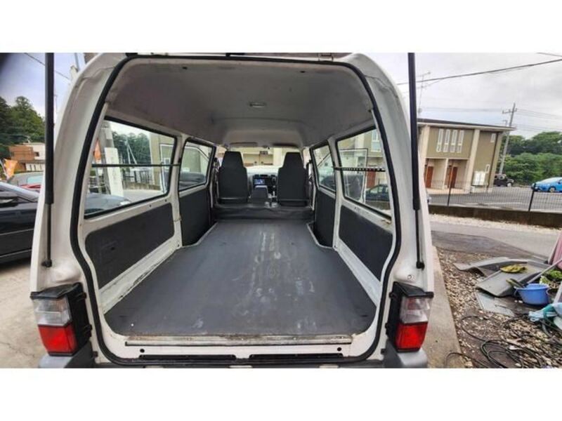 BONGO VAN