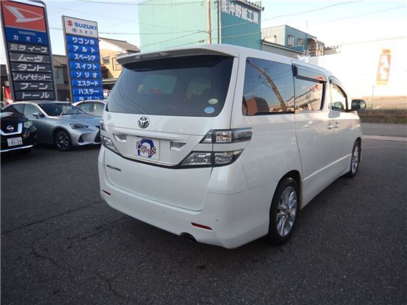 VELLFIRE
