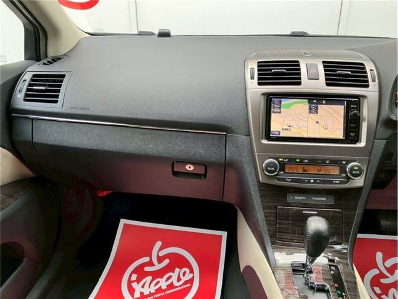 AVENSIS WAGON