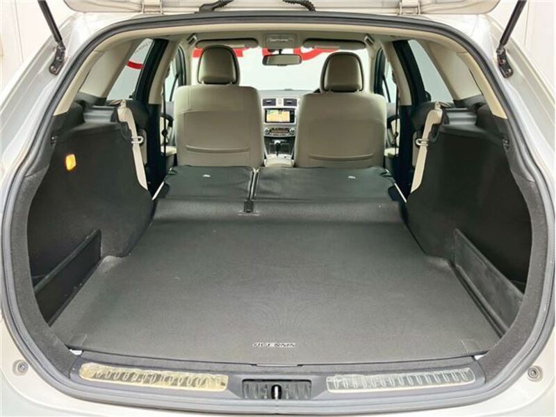 AVENSIS WAGON