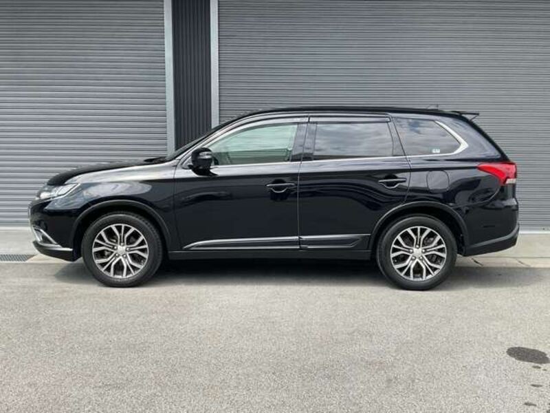 OUTLANDER
