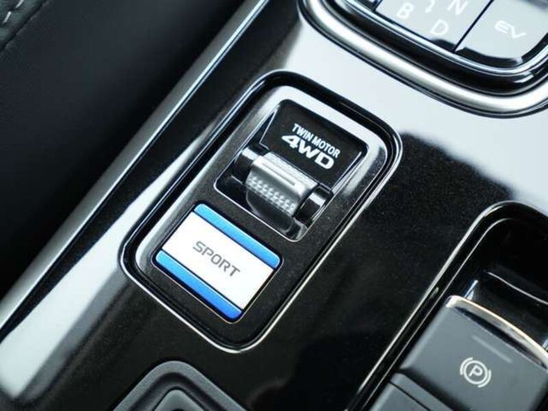 OUTLANDER PHEV