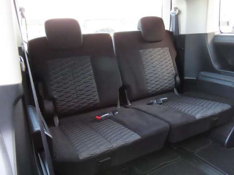 DELICA D5