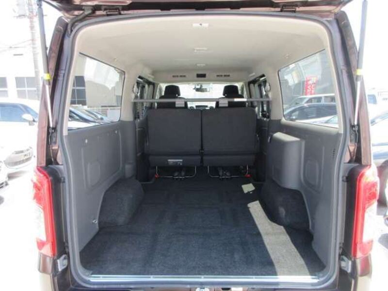 NV350 CARAVAN