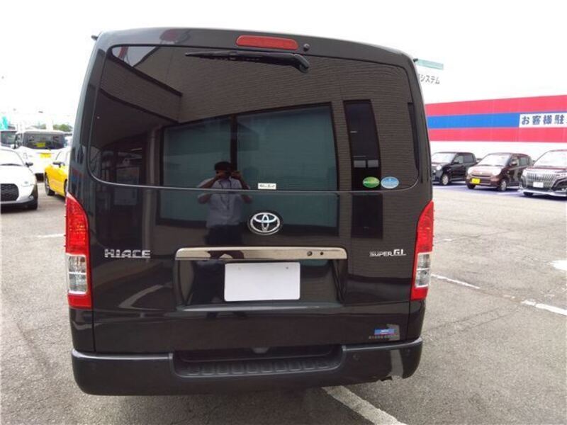 HIACE VAN