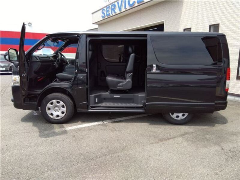 HIACE VAN