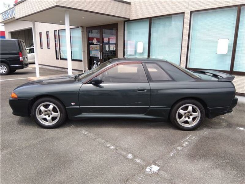 SKYLINE