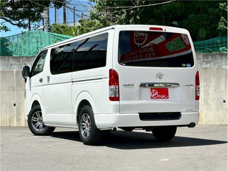 HIACE