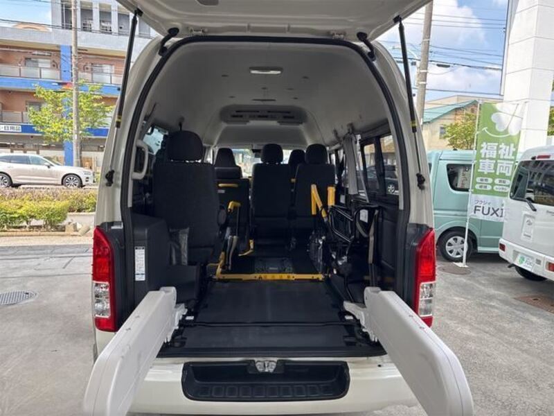 HIACE VAN