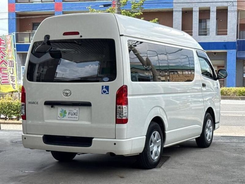 HIACE VAN