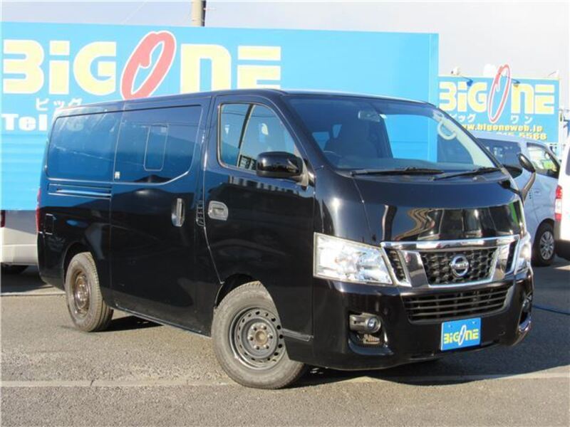 NV350 CARAVAN-0