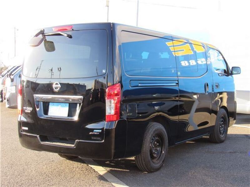 NV350 CARAVAN